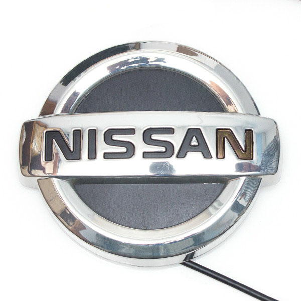4D логотип Nissan (Nissan)