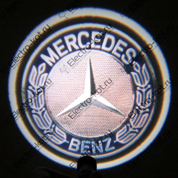 Дверная проекция логотипа Мерседес-Бенц