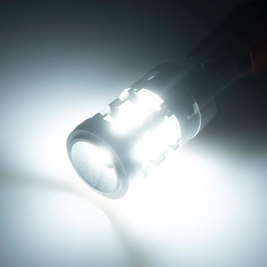 Светодиодная лампа Impact P21/5W 5000K белый свет купить